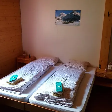 Han/Misafirhane Berghaus Hintisberg Lütschenthal